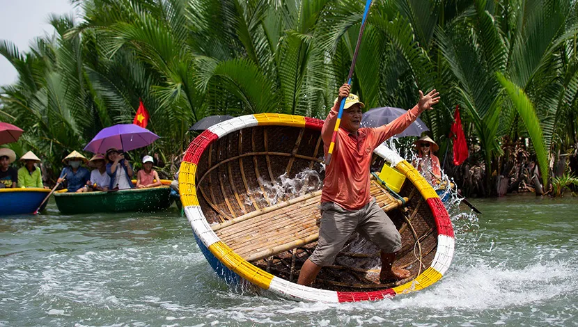 hoi-an-basket-boat